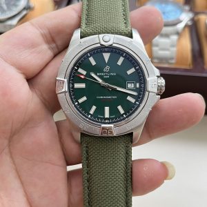 Breitling Avenger 42mm Super Clone AAA+ Replica mit Schweizer Uhrwerk 1134698516 - front view