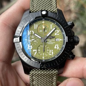 Breitling Avenger B01 Chronograph 45 Super Clone AAA+ Replica mit Schweizer Uhrwerk 1039171979 - front view