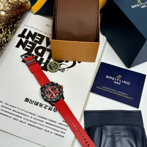 Breitling Super Clone Carbonfaser Chronograph: AAA+ Replica Uhren mit Schweizer Uhrwerk 1138470825 - side view