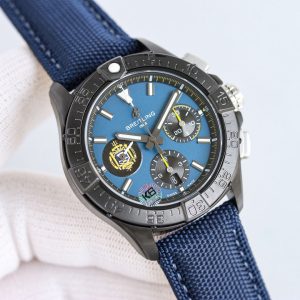 Breitling Avenger Replica Uhren AAA+ Qualität mit Super Clone Uhrwerk 1062443682 - side view