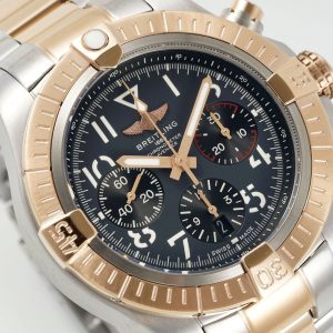 Breitling Avenger B01 Chronograph 45 Super Clone AAA+ Replica mit Schweizer Uhrwerk 1119272410 - side view